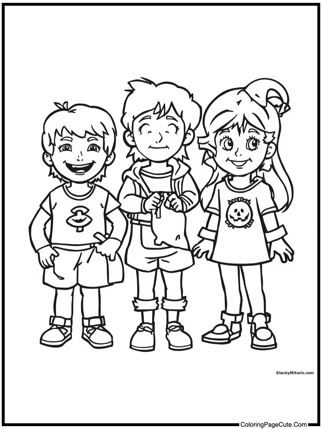 Trick-or-treaters smiling